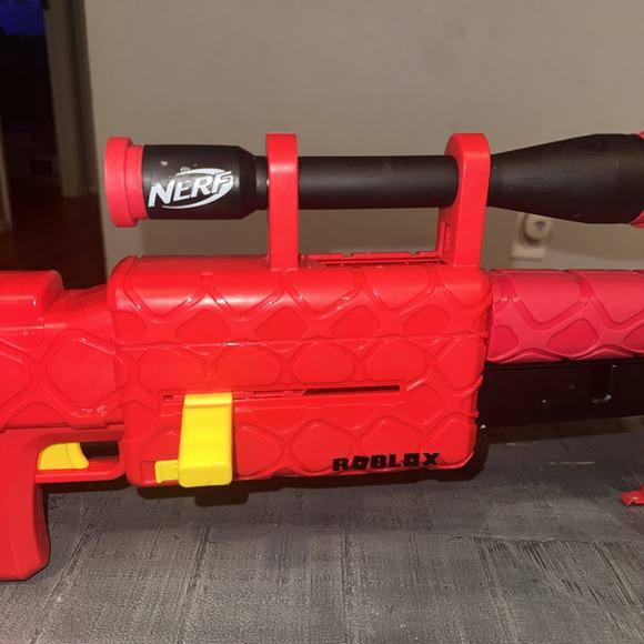 Nerf Roblox Zombie Attack Viper Strike Sniper Blaster with Scope Clip and Stand - Picture 4 of 4
